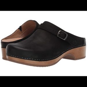 Dansko Berry shoes, perfect condition, size 39, black nubuck
